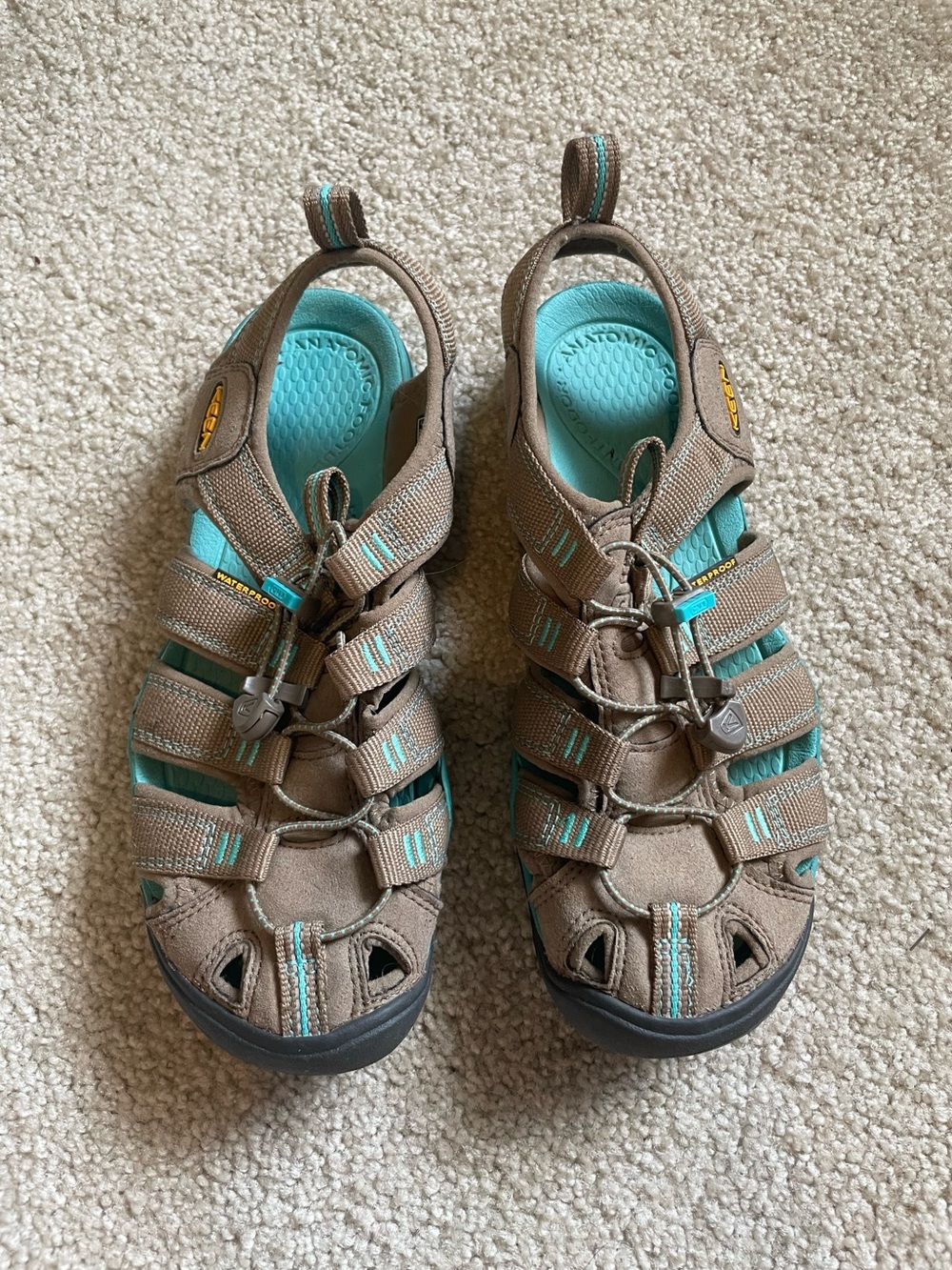 KEEN Clearwater CNX Sandals - Brown Taupe & Teal - Women’s 7